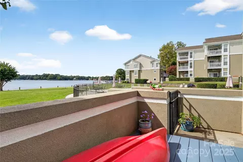 Other - 1331 Torrence 1331 Cir #1331, Davidson, NC 28036 photo 4 of 6