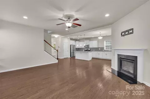 Living - 6130 Cloverdale Dr, Tega Cay, SC 29708 photo 4 of 4