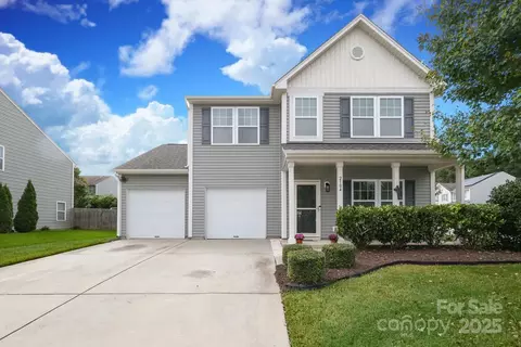 2104 Gillette Dr, Clover, SC 29710