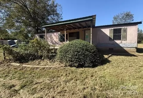 2297 Swanson Rd, Crouse, NC 28033