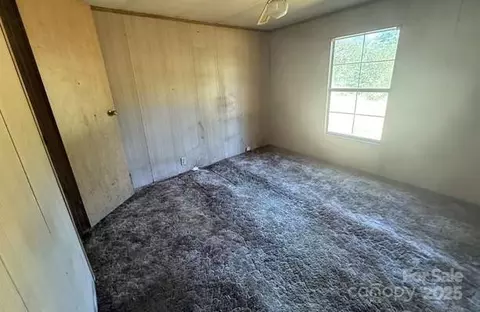 2297 Swanson Rd, Crouse, NC 28033 photo 4
