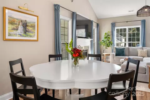 Dining - 620 Hunley St, Monroe, NC 28112 photo 3 of 4