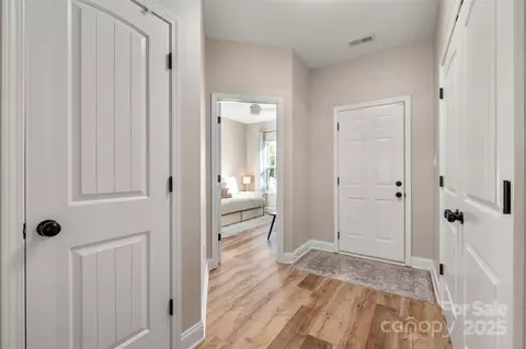 Entry Way - 620 Hunley St, Monroe, NC 28112 photo 2 of 2