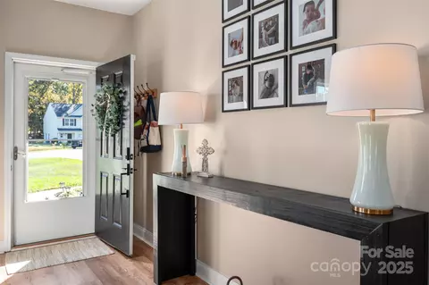 Entry Way - 620 Hunley St, Monroe, NC 28112 photo 1 of 2