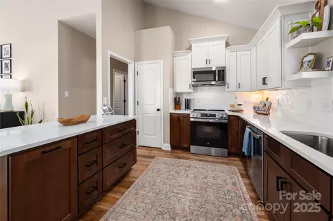Kitchen - 620 Hunley St, Monroe, NC 28112 photo 3 of 5
