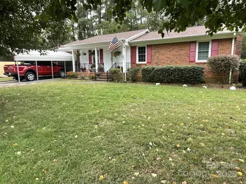 2411 Brookmeade Dr, Albemarle, NC 28001