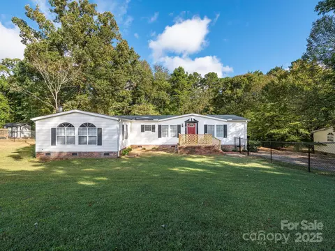 413 E 25th St, Kannapolis, NC 28083