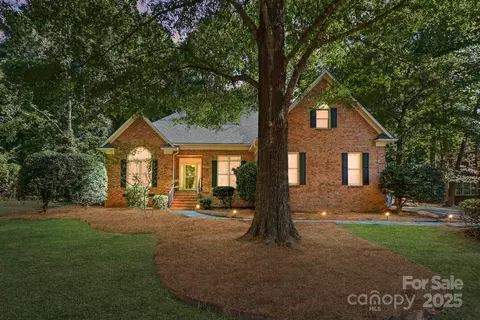 1200 Over Stream Ln, Matthews, NC 28105