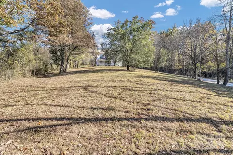 Exterior - 143 Sharon Rd, Fairview, NC 28730 photo 4 of 7