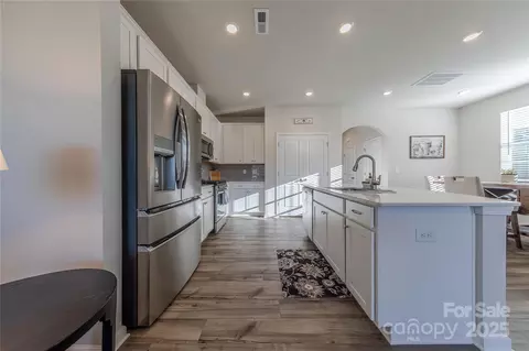 Kitchen - 8007 Scarlet Maple Ln, Tega Cay, SC 29708 photo 1 of 2