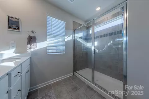 Bath - 8007 Scarlet Maple Ln, Tega Cay, SC 29708 photo 2 of 2
