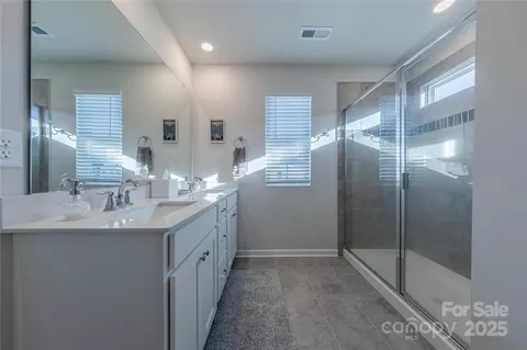 Bath - 8007 Scarlet Maple Ln, Tega Cay, SC 29708 photo 1 of 2