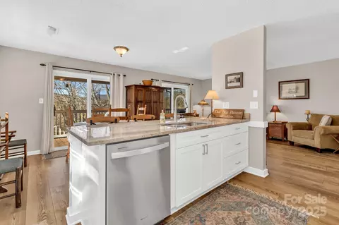 Kitchen - 133 Sharon Rd, Fairview, NC 28730 photo 2 of 2