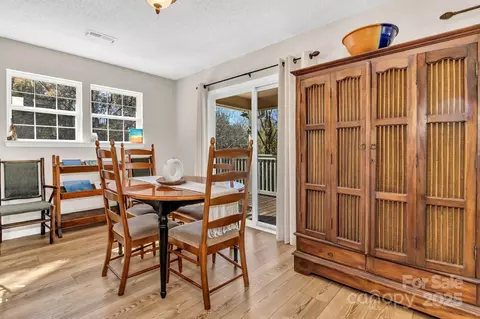 Dining - 133 Sharon Rd, Fairview, NC 28730 photo 3 of 4