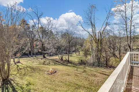 Exterior - 133 Sharon Rd, Fairview, NC 28730 photo 6 of 10