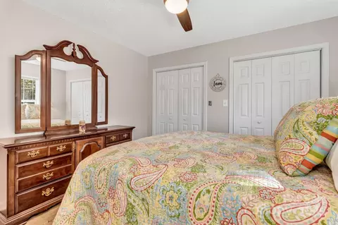 Bedroom - 133 Sharon Rd, Fairview, NC 28730 photo 2 of 6