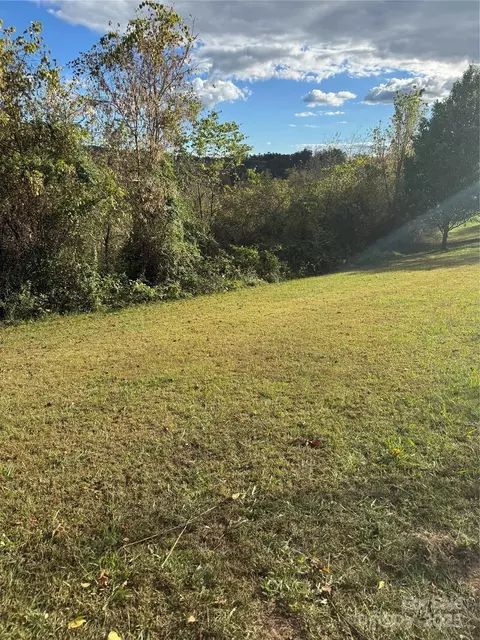 9999 Monticello Rd, Weaverville, NC 28787
