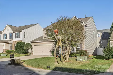 10900 Tailwater St, Davidson, NC 28036 photo 3