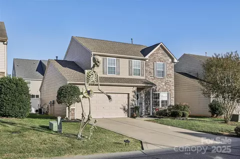 10900 Tailwater St, Davidson, NC 28036 photo 2