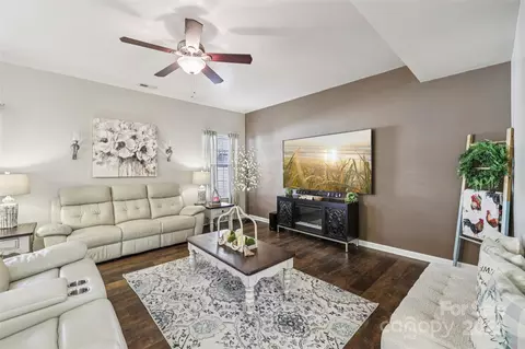 10900 Tailwater St, Davidson, NC 28036 photo 5