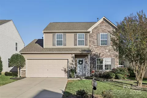 10900 Tailwater St, Davidson, NC 28036