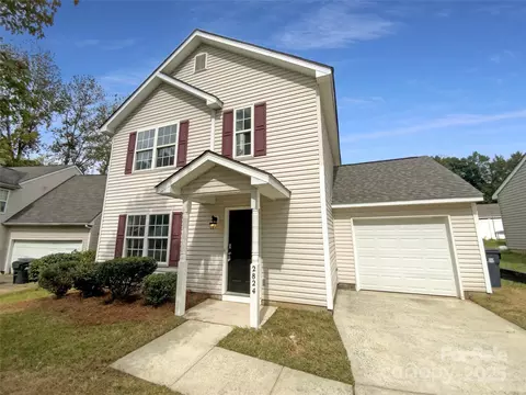 2824 Fairstone Ave, Charlotte, NC 28269