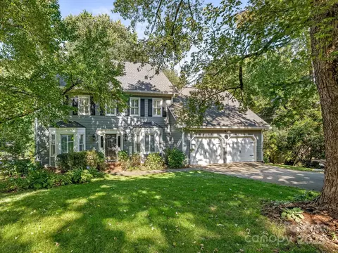 9515 Hanover South Trl, Charlotte, NC 28210