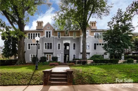 318 Queens 9 Rd #9, Charlotte, NC 28204