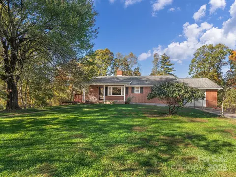 1005 Hutch Mountain Rd, Fletcher, NC 28732
