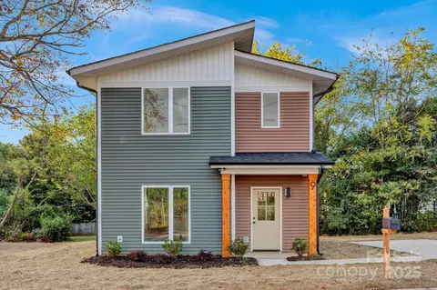 Exterior - 9 Cooper St, Salisbury, NC 28144 photo 1 of 5