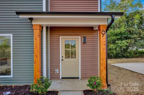 Exterior - 9 Cooper St, Salisbury, NC 28144 photo 2 of 5