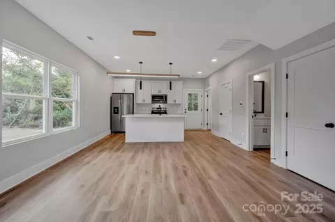 Living - 9 Cooper St, Salisbury, NC 28144 photo 5 of 7