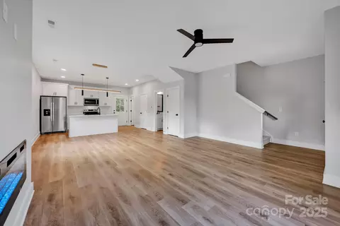 Living - 9 Cooper St, Salisbury, NC 28144 photo 4 of 7