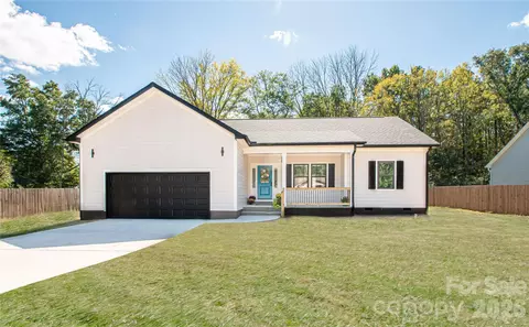 728 Sugar Plum Ln, Chester, SC 29706