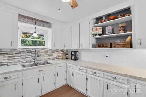 Kitchen - 109 Carter Rd, Monroe, NC 28110 photo 2 of 3