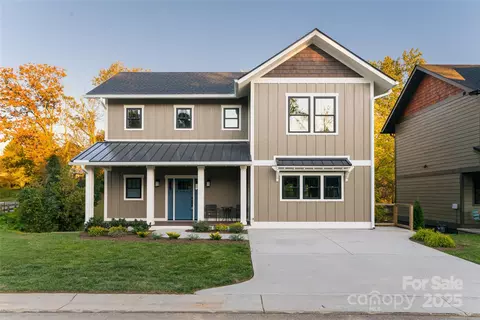 30 Acona Ln, Asheville, NC 28803