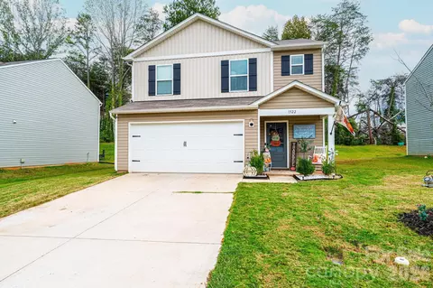 1522 Cannan Mountain Dr, Newton, NC 28658