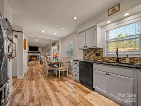 Kitchen - 4 Daniel Dr, Fletcher, NC 28732 photo 2 of 3