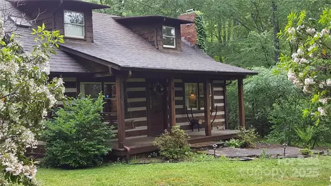 142 Cherrywood Ln, Pisgah Forest, NC 28768