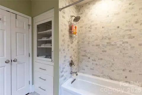 Bath - 802 E Franklin St, Monroe, NC 28112 photo 1 of 6