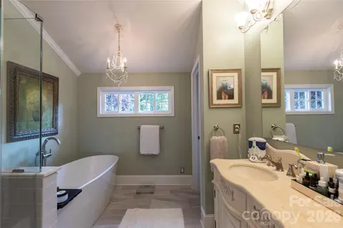 Bath - 802 E Franklin St, Monroe, NC 28112 photo 6 of 6