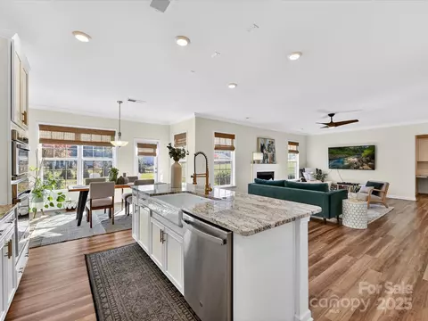244 Bouchard Dr, Waxhaw, NC 28173