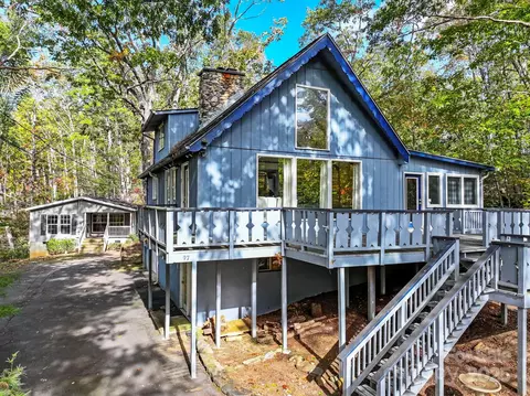 Temple Road, Black Mountain, NC 28711