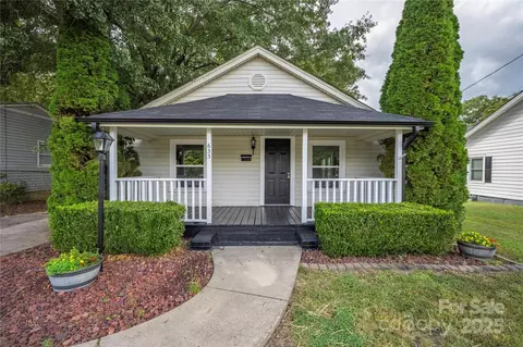 633 N Main St, Stanley, NC 28164