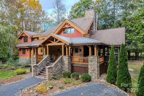 202 Riverlinks Dr, Burnsville, NC 28714