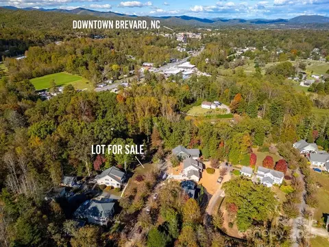 Cadence Circle, Brevard, NC 28712