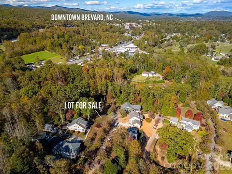 Cadence Circle, Brevard, NC 28712
