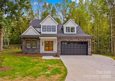 1317 Stonewyck Dr, Salisbury, NC 28146