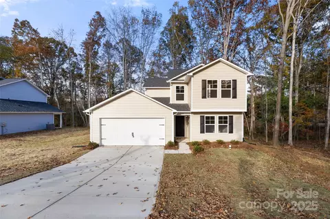 1528 University Dr, Lancaster, SC 29720
