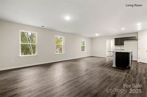 1602 University Dr, Lancaster, SC 29720 photo 5